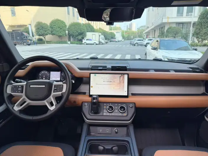 Land Rover Defender 2024 Model 110 3.0T P400 X-Dynamic HSE – фото 10