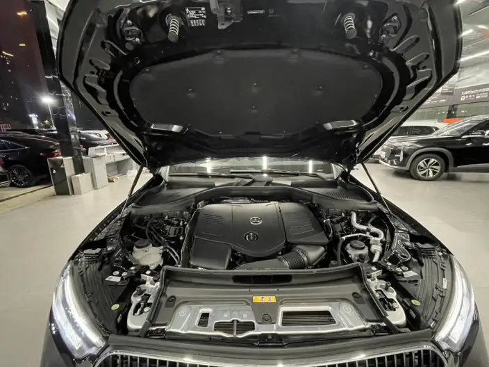 Mercedes-Benz GLC 2025 Model GLC 260 L 4MATIC Dynamic Model 5 seat – фото 9