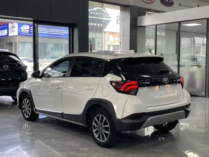 Toyota YARIS L Vios 2022 Model Zhixuan X 1.5L CVT Luxury PLUS Edition – фото 4