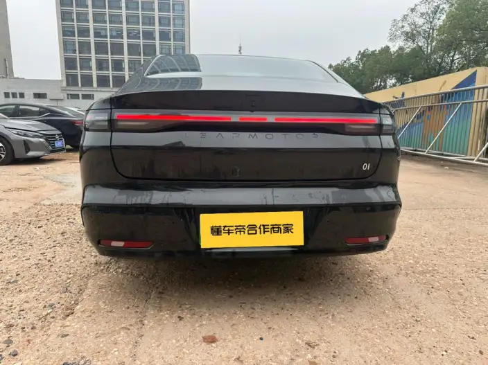 Leapmotor B01 2025 Model 650 Yuexiang Edition – фото 6