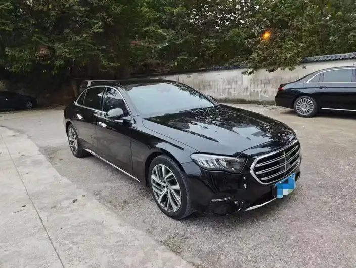 Mercedes-Benz E-Class 2025 Model E 300 L Fashion Model sedan – фото 3