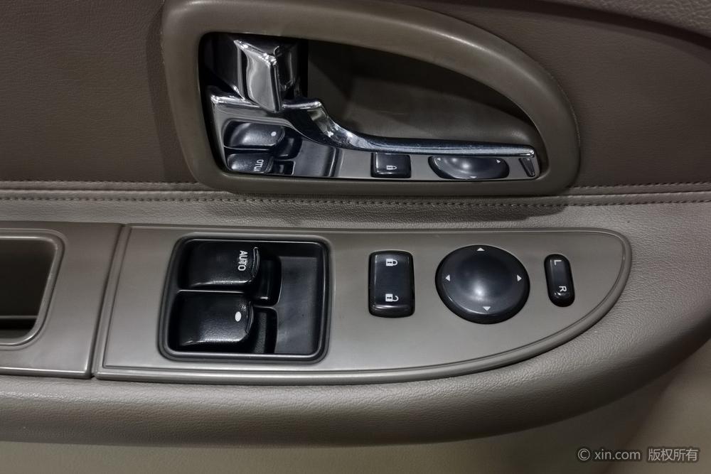 Buick GL8 2014 2.4L Classic – фото 23