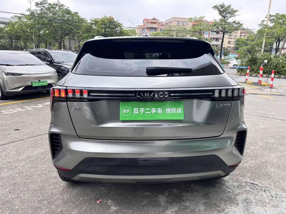 Lynk & Co 06 EM-P Модель 2021 года 84KM Battery Life Edition Pro – фото 6