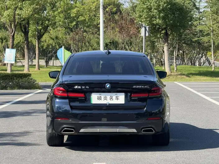 BMW 5 Series PHEV 2022 Model Facelift 535Le Luxury Set – фото 5