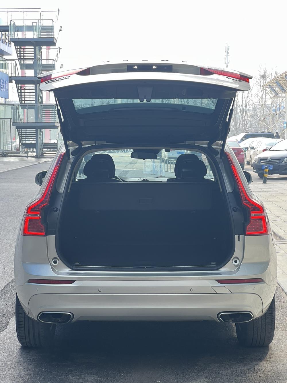 Volvo XC60 2019 T5 AWD Smart Entry China VI – фото 8