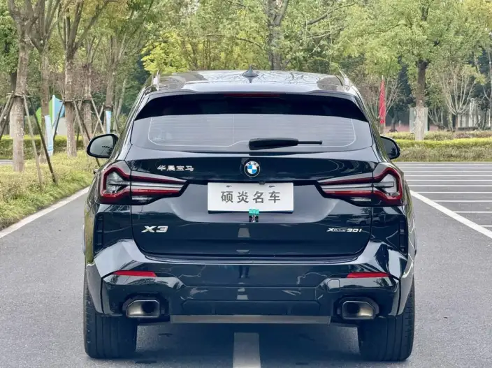 BMW X3 2023 Model xDrive30i Leading Model M Night Set – фото 5
