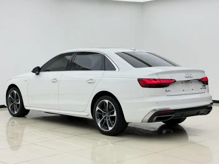 Audi A4 L 2024 Model 40 TFSI Fashion Dynamic Model – фото 4