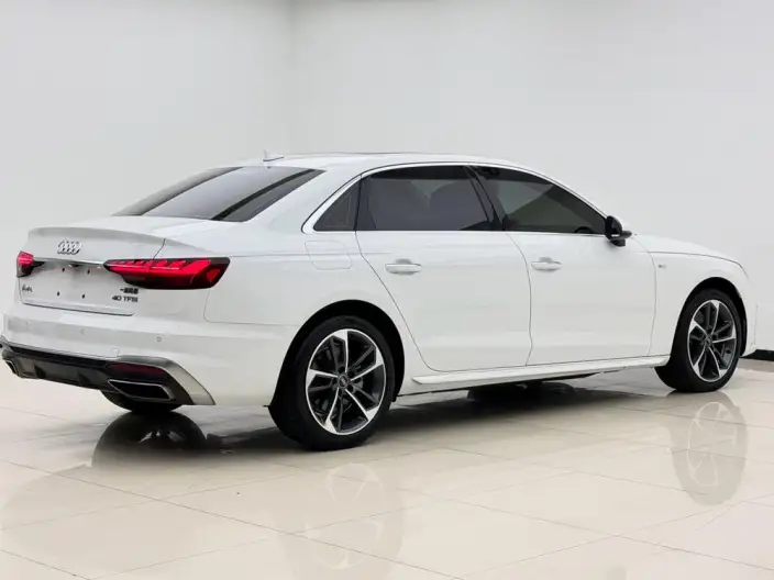 Audi A4 L 2024 Model 40 TFSI Fashion Dynamic Model – фото 6