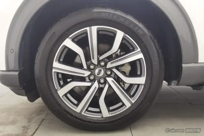 Ford Explorer 2023 Model EcoBoost 285 4WD Titan Jin Edition 6 seat – фото 6