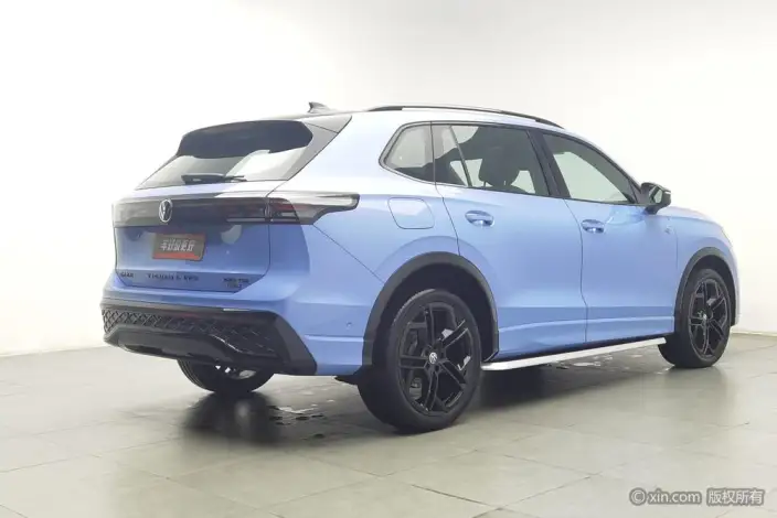Volkswagen Tiguan L 2026 Model Pro 380TSI 4WD R-Line Zhizun Edition – фото 4