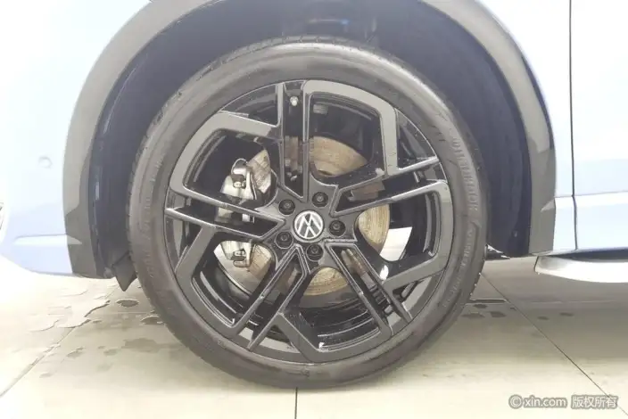 Volkswagen Tiguan L 2026 Model Pro 380TSI 4WD R-Line Zhizun Edition – фото 9