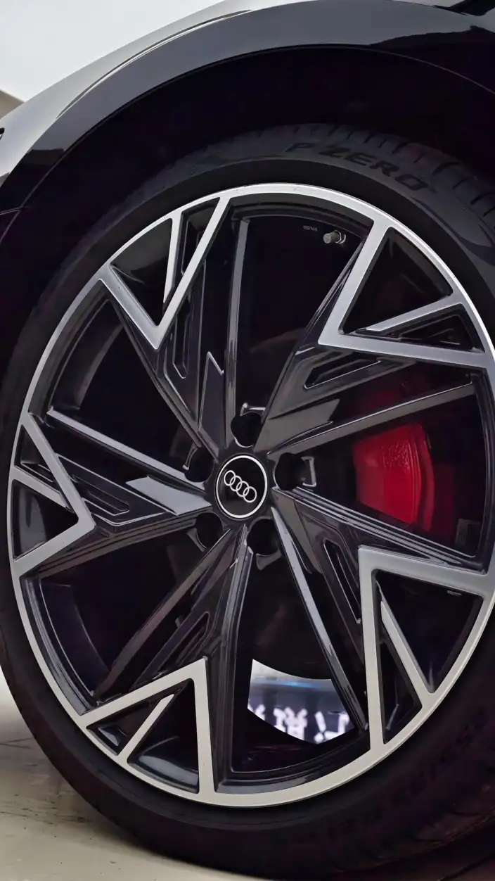 Audi A7 L 2024 Model 45 TFSI quattro Black Samurai Edition – фото 7