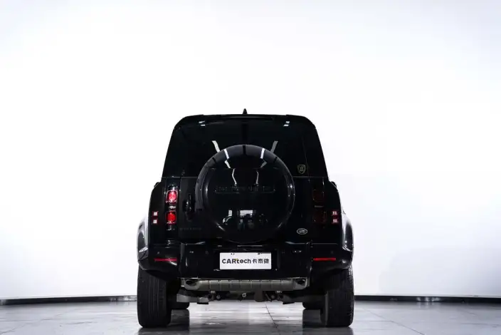 Land Rover Defender 2025 Model 110 3.0T P400 HSE X-Dynamic