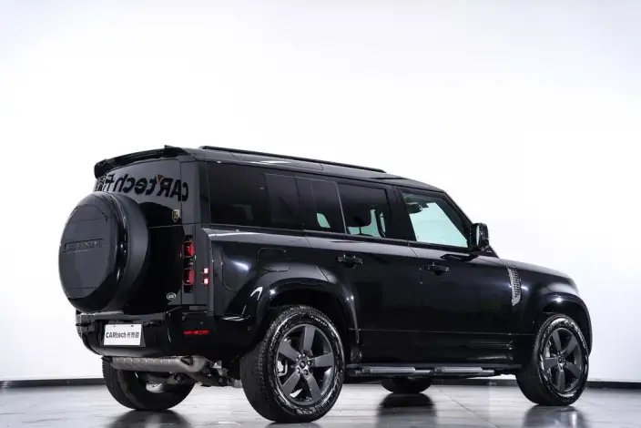 Land Rover Defender 2025 Model 110 3.0T P400 HSE X-Dynamic – фото 5