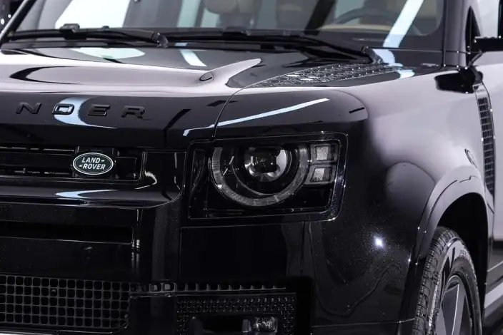 Land Rover Defender 2025 Model 110 3.0T P400 HSE X-Dynamic – фото 8