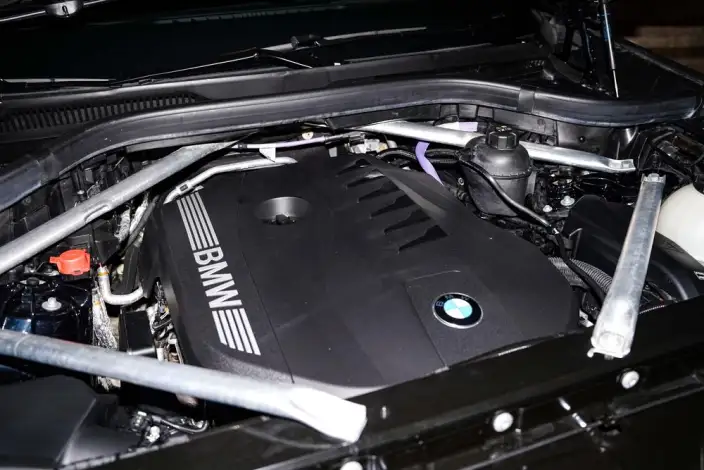 BMW X5 2023 Model xDrive40Li M Sports Set – фото 7