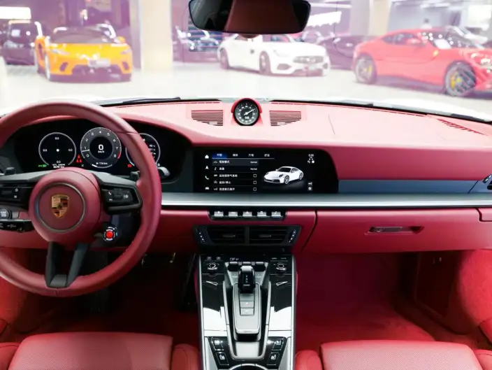 PORSCHE 911 2025 Model Carrera 3.0T – фото 10
