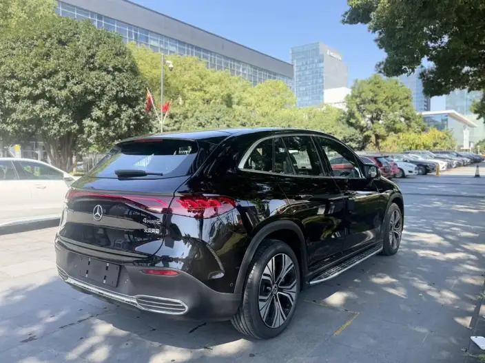 Mercedes-Benz EQE SUV 2024 Model EQE SUV 500 4MATIC Deluxe Edition – фото 6