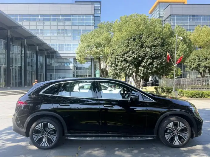 Mercedes-Benz EQE SUV 2024 Model EQE SUV 500 4MATIC Deluxe Edition – фото 7