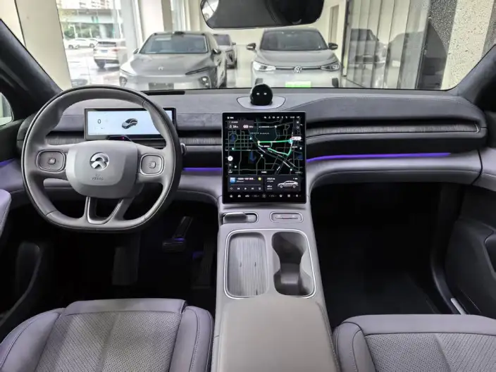 NIO EC6 2024 Model 75kWh – фото 9