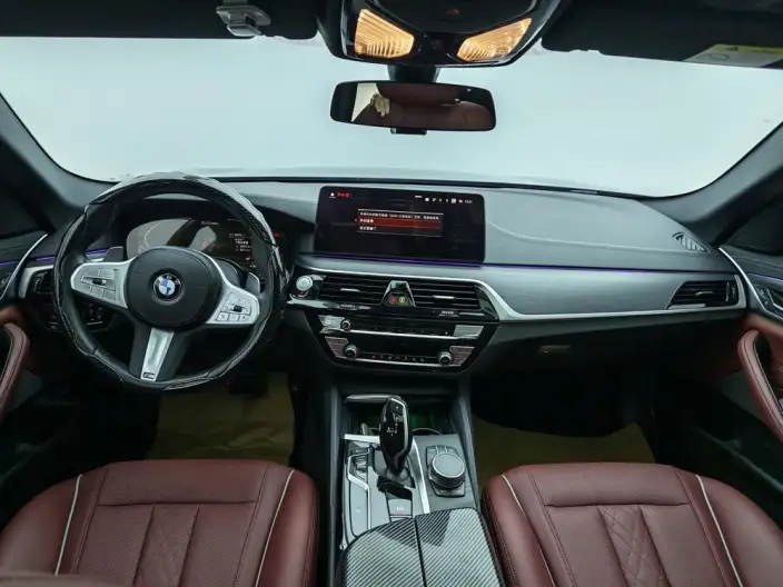 BMW 5 Series 2023 Model Facelift 530Li Leading Model M Sports Set – фото 7