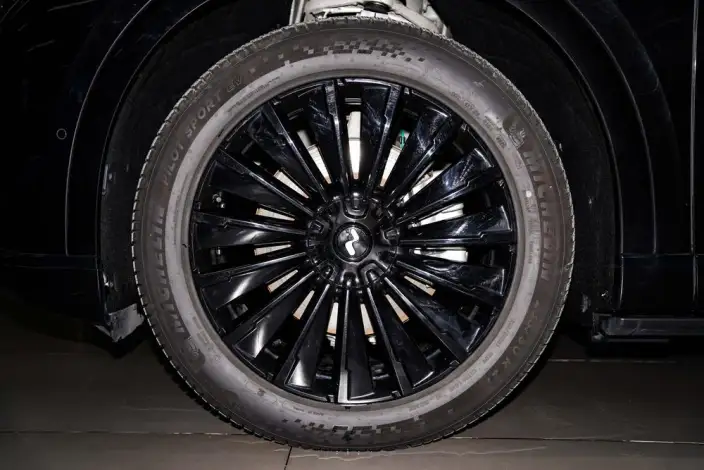 ONVO L90 2025 Model VI seat Edition Ultra – фото 8