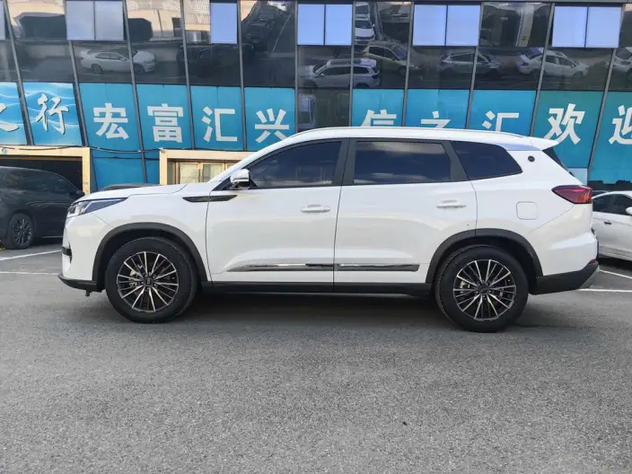 Chery Tiggo 8 PRO 2025 Model 290T 2WD Deluxe Edition