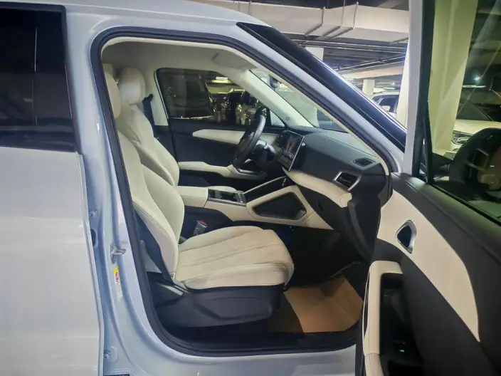 Yuan UP 2025 Model Smart Driving Edition 401KM Leading Model – фото 8