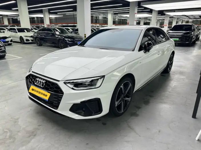 Audi A4 L 2023 Model 40 TFSI Fashion Dynamic Model – фото 1