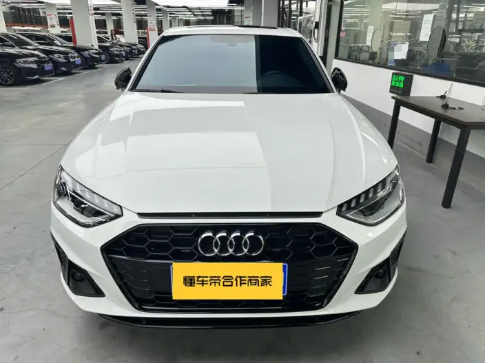 Audi A4 L 2023 Model 40 TFSI Fashion Dynamic Model – фото 2