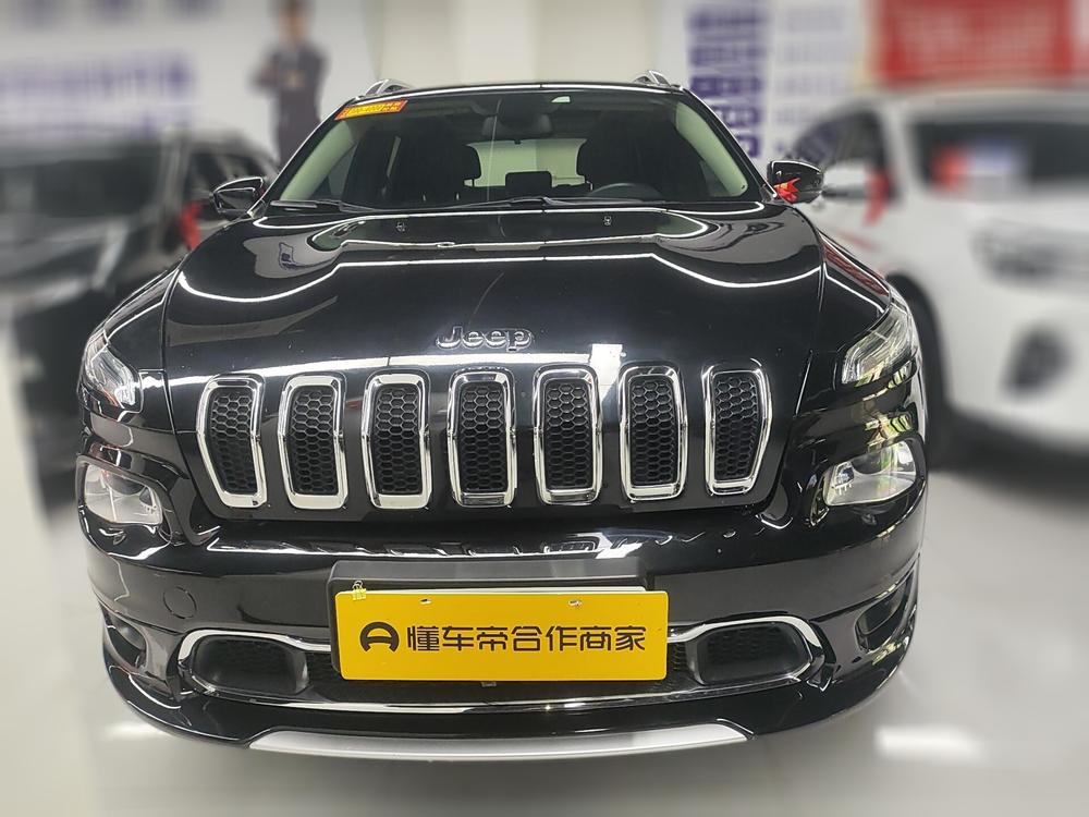 Jeep Cherokee 2017 модификация 2.4L Professional edition – фото 2