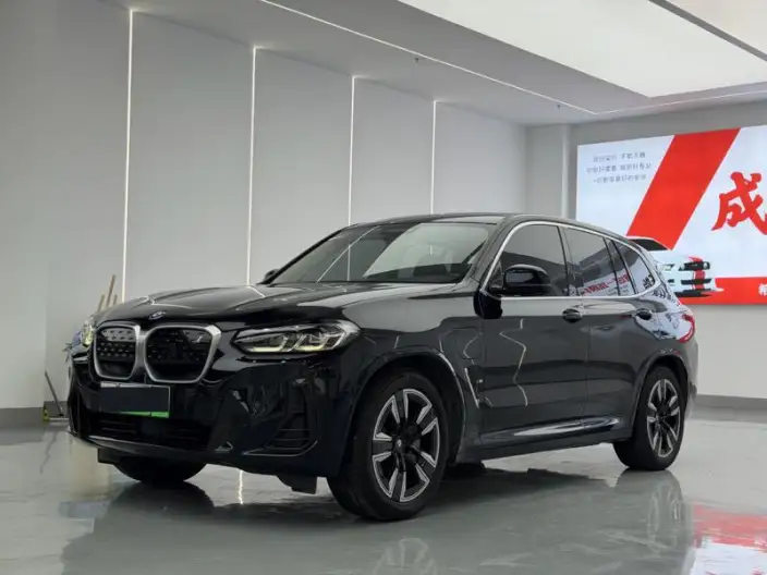BMW iX3 2022 Model Facelift Leading Model