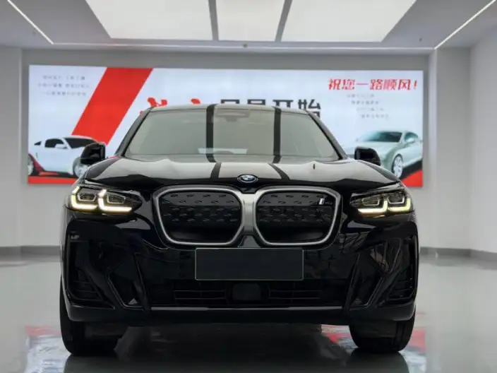 BMW iX3 2022 Model Facelift Leading Model
