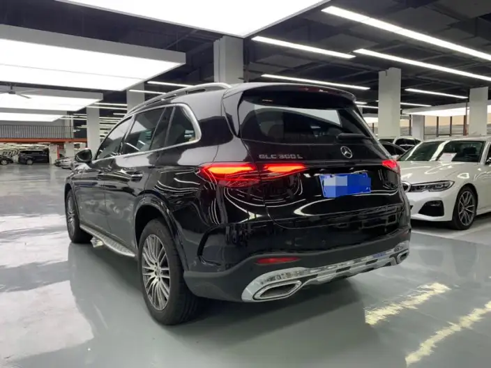 Mercedes-Benz GLC 2023 Model Facelift GLC 300 L 4MATIC Dynamic Model 7 seat – фото 4