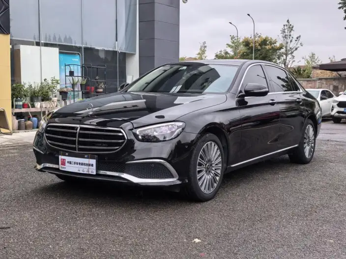Mercedes-Benz E-Class 2022 Model Facelift II E 300 L Luxury Model sedan – фото 1