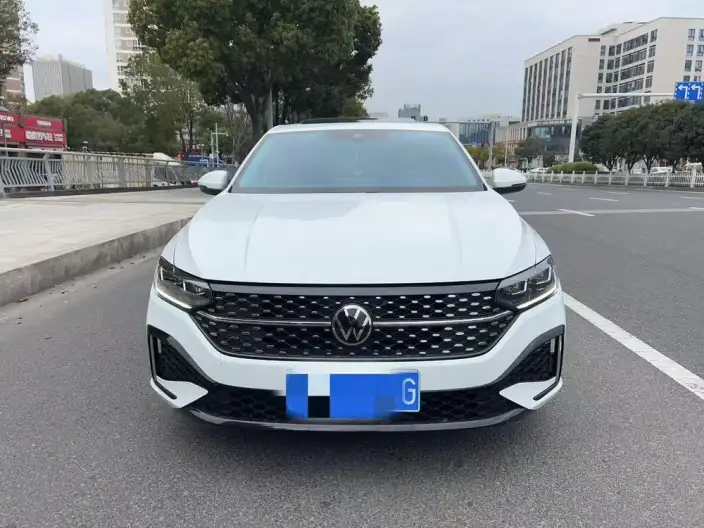 Volkswagen Lavida 2024 Model 1.5L Automatic Starry Sky Five Million Edition – фото 2