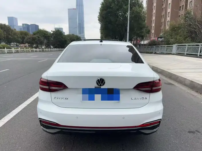 Volkswagen Lavida 2024 Model 1.5L Automatic Starry Sky Five Million Edition – фото 5