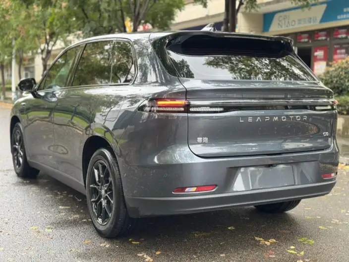 Leapmotor C10 2024 Model EV Edition 530 Smart Edition – фото 4