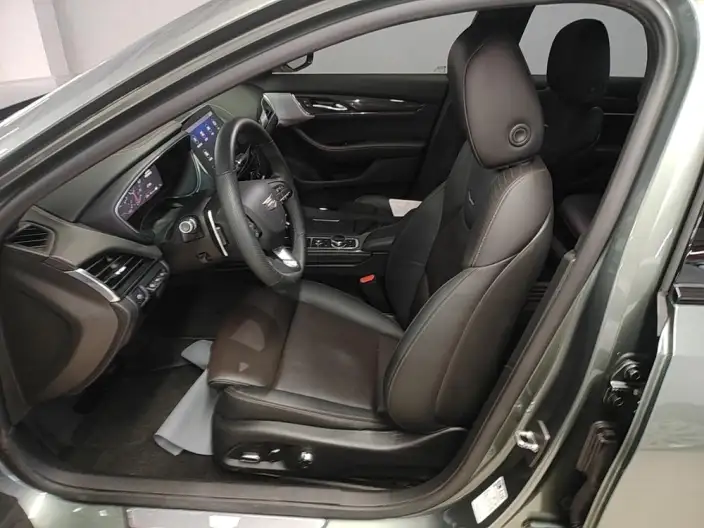 Cadillac CT5 2022 Model 28T Platinum Model – фото 10