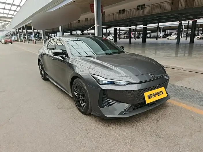 Changan UNI-V 2024 Model 1.5T Noble Model