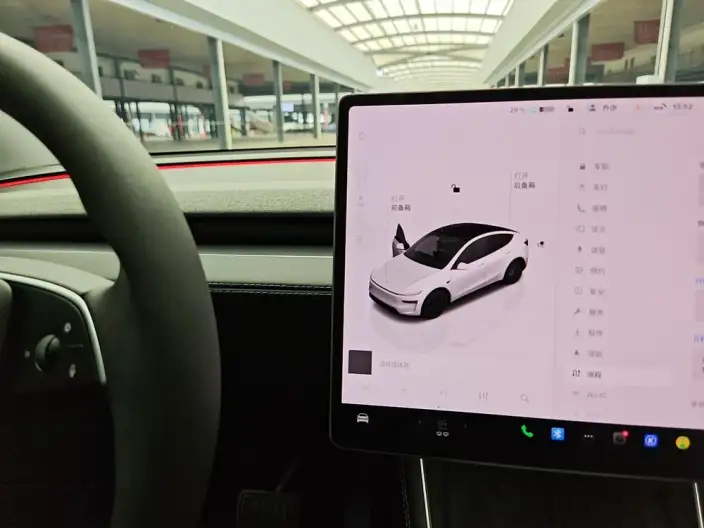Model Y 2025 Model Rear-wheel drive version – фото 5