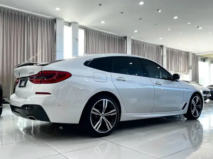 BMW 6 Series GT 2022 Model 630i M Sports Set