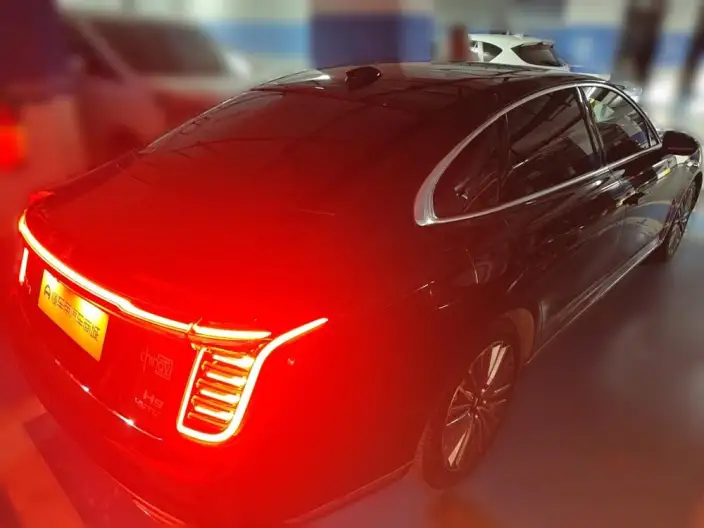 HONGQI H9 2020 Model Facelift 2.0T Flag Enjoy Edition – фото 2