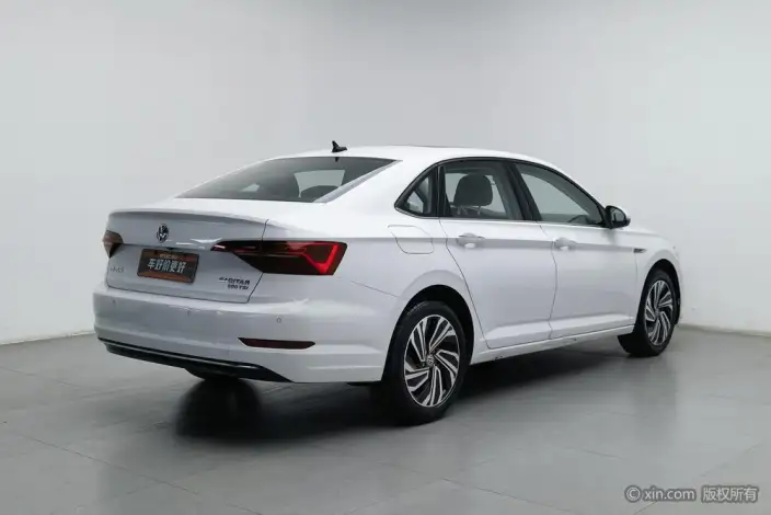Volkswagen Sagitar 2022 Model 280TSI DSG Flying Version – фото 4