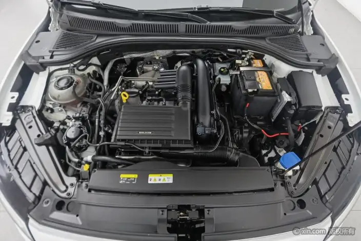 Volkswagen Sagitar 2022 Model 280TSI DSG Flying Version – фото 5