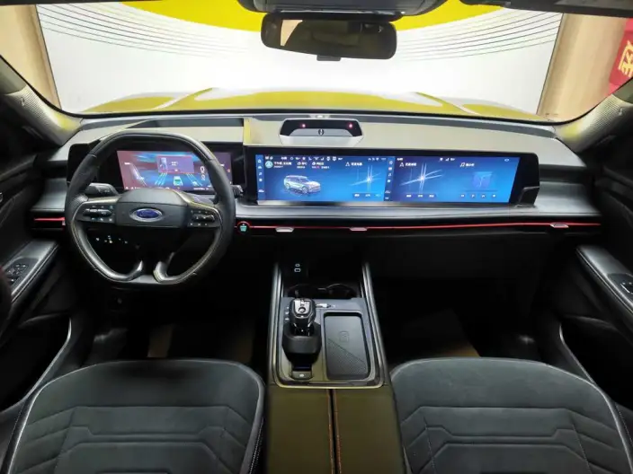 Ford Edge 2023 Model Ford Edge L 2.0T EcoBoost E Hybrid 4WD VII seat ST-Line – фото 7