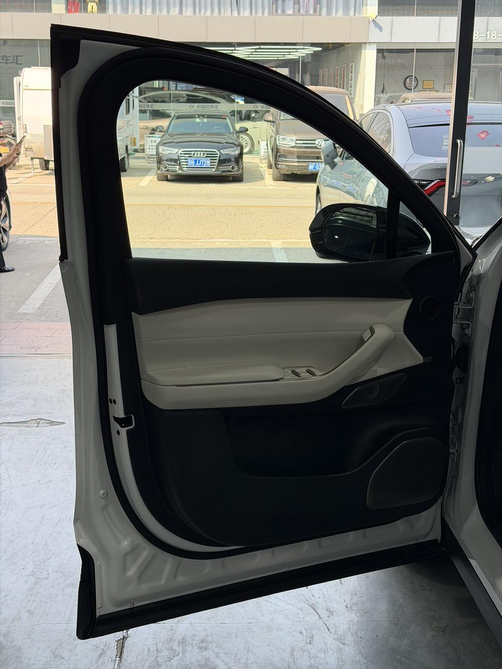NIO ES7 2022 100kWh Premiere – фото 21