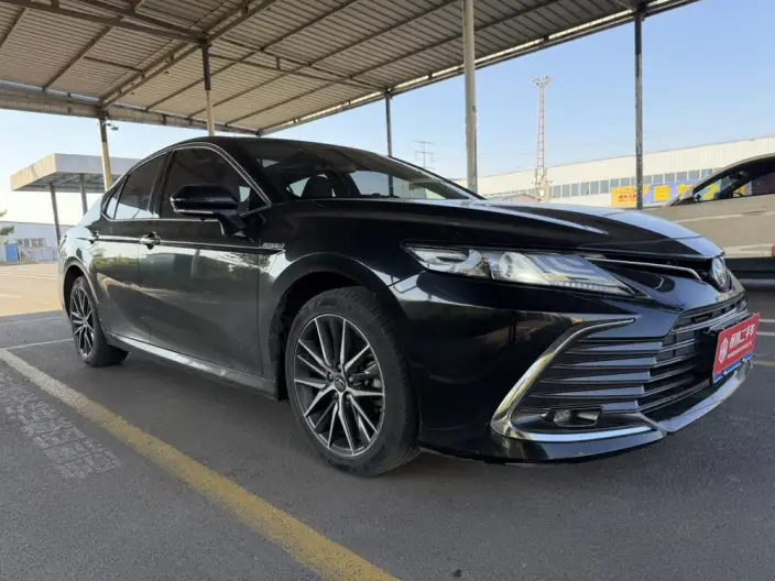 Toyota Camry 2021 Model Hybrid 2.5HG Deluxe Edition – фото 3