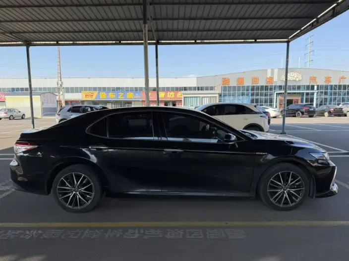 Toyota Camry 2021 Model Hybrid 2.5HG Deluxe Edition – фото 7
