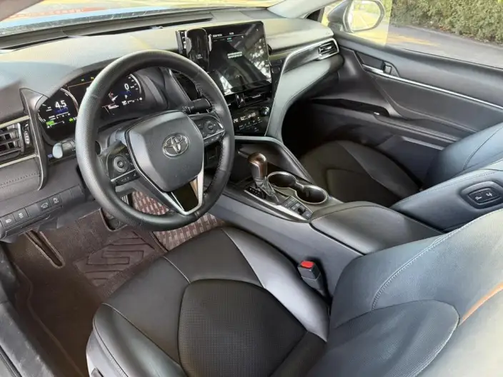 Toyota Camry 2021 Model Hybrid 2.5HG Deluxe Edition – фото 10